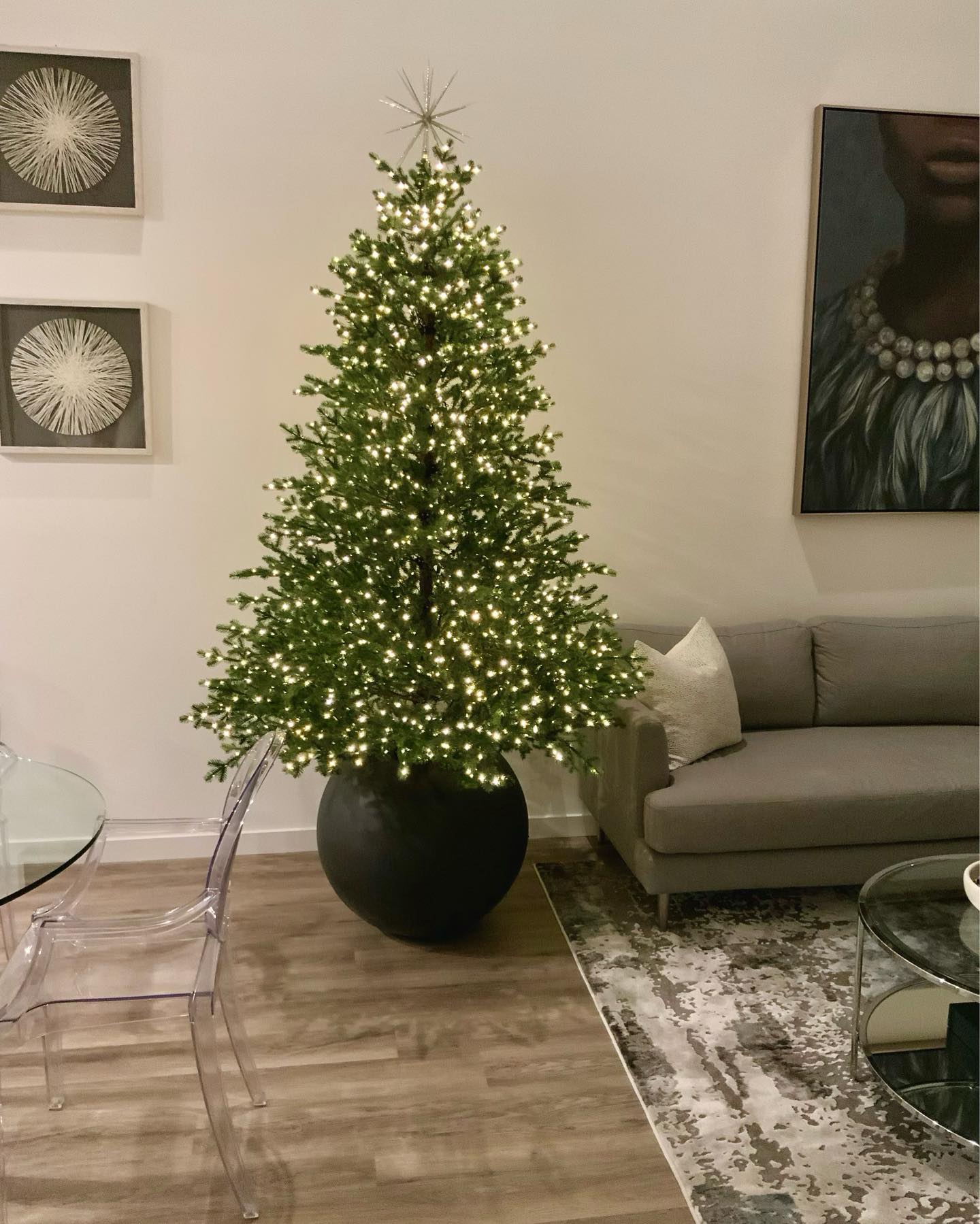 264774288_610381507078838_8825