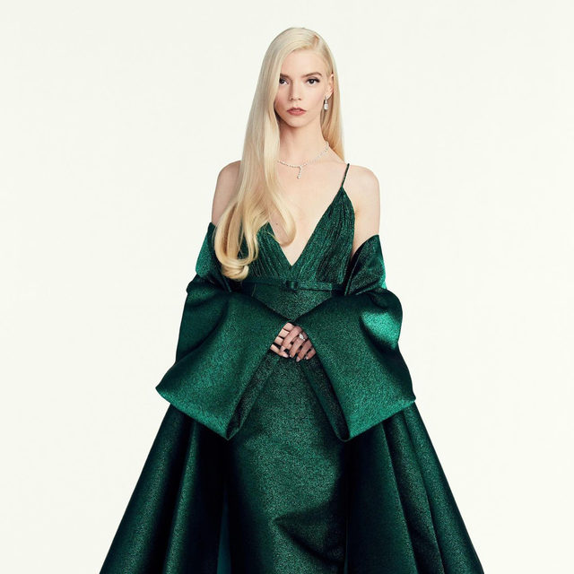 The Queen in Green. Anya Taylor-Joy wins her first Golden Globe for Best Actress for The Queen’s Gambit. Hit the link in bio to read our full interview with @anyataylorjoy. 

📷: @samidrasin / Courtesy of @dior