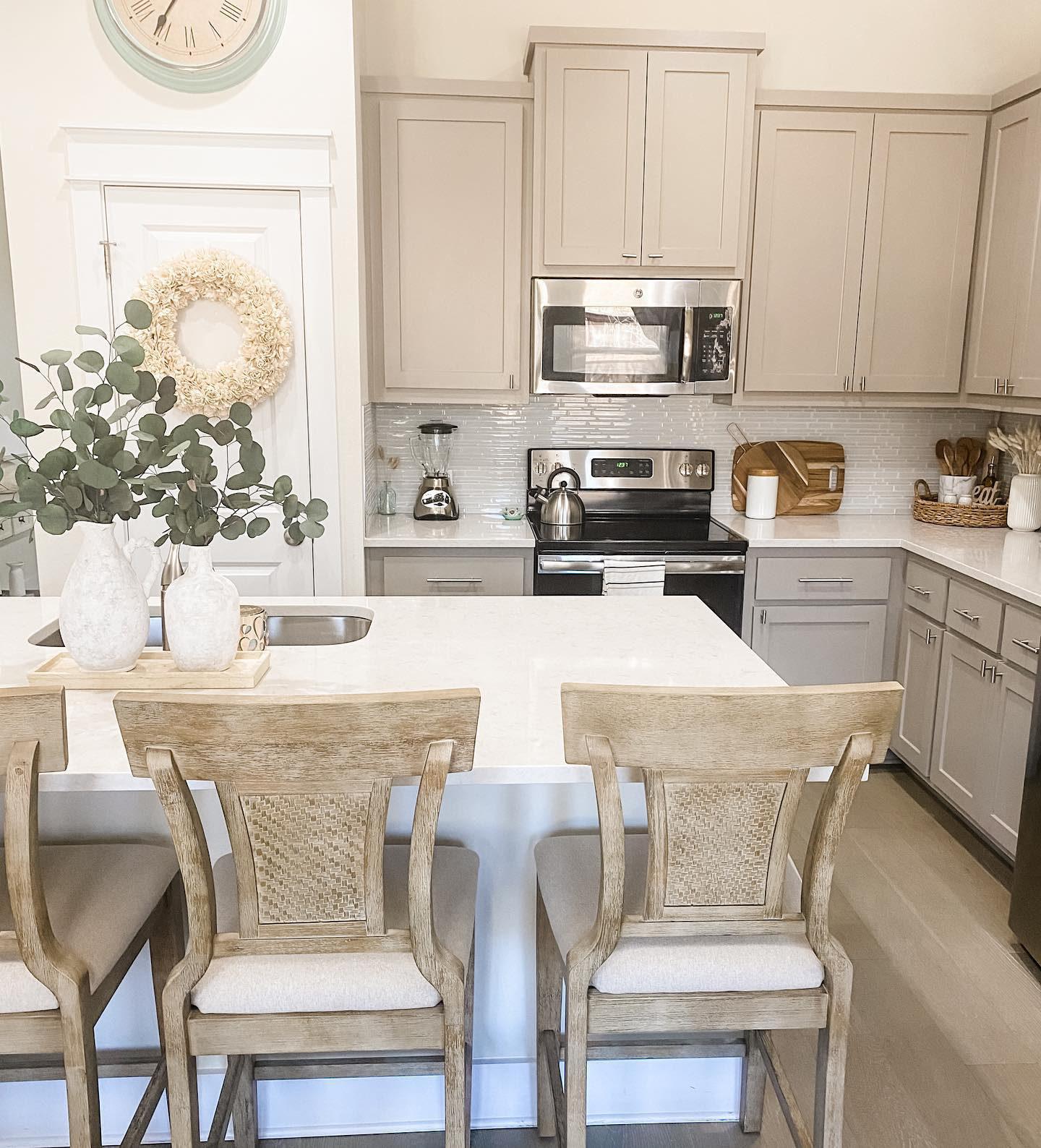 French Kitchen White Marble Wine Cooler + Reviews Crate & Barrel Canada