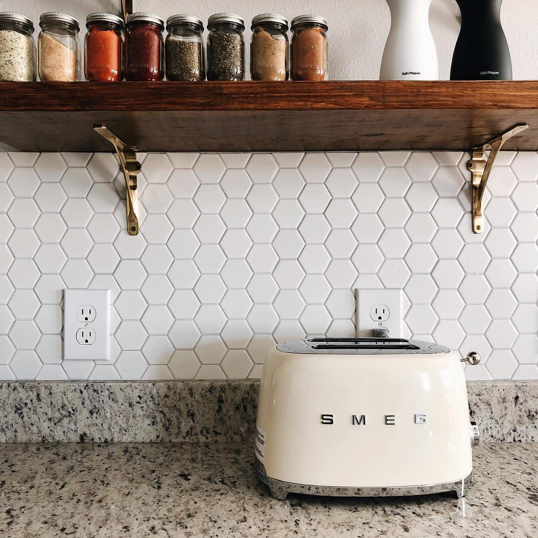 SMEG Cream 2Slice Retro Toaster + Reviews Crate & Barrel