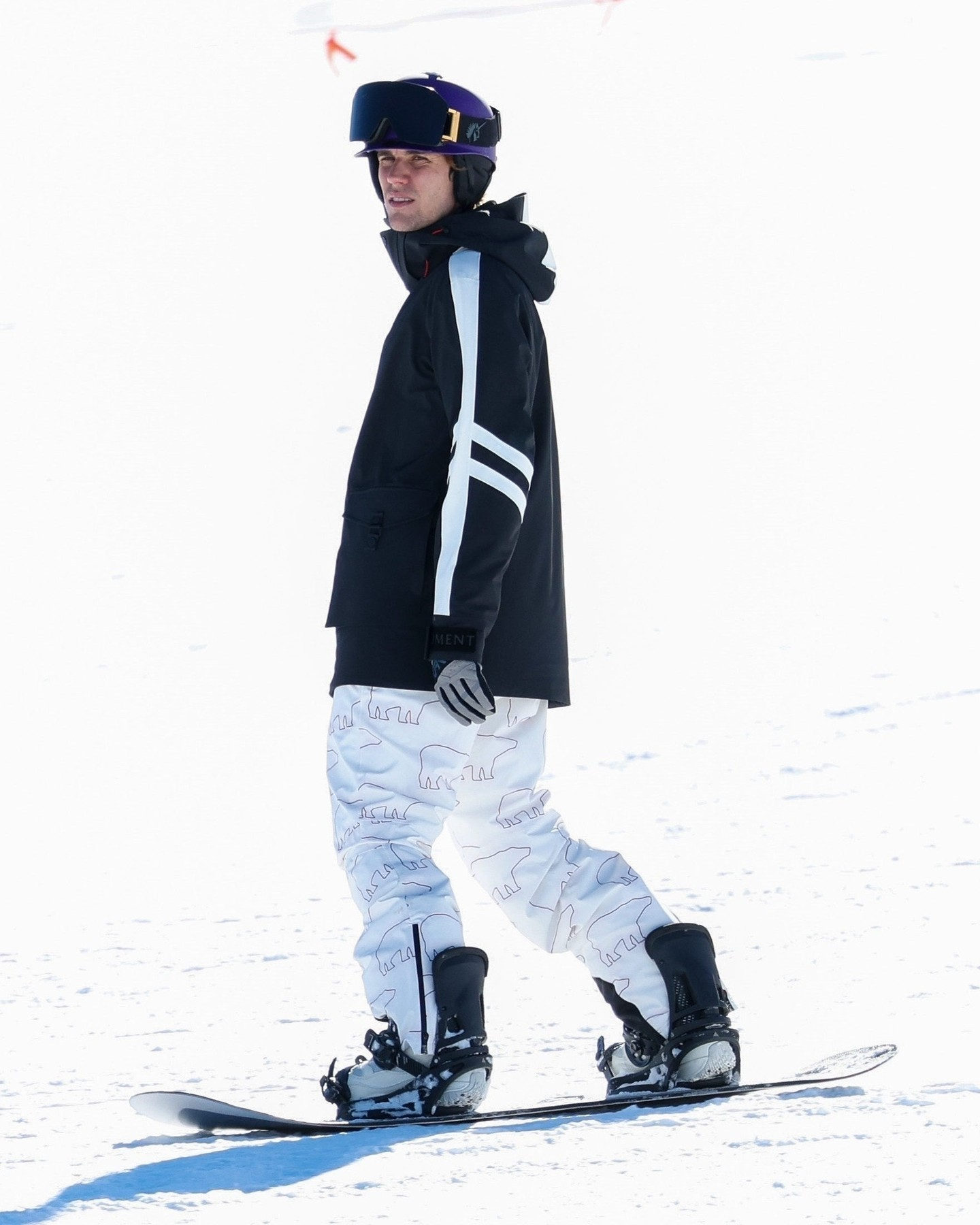 セットアップ　CHAMONIX SHAGGY JACKET S PANTS S Amazon.com: Perfect Moment, Chamonix Ii Jacket, S, Black : Amazon