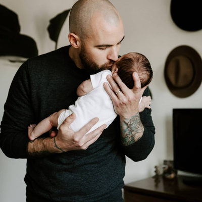 "There's just something about a dad with tattoos holding a newborn." 😍

Miss Teagan had her first photoshoot today with juliaross and I HAD to share this from the sneak peek she sent me. Still crazy to believe we have a DAUGHTER! Ugh. Seeing her in her daddy's arms just melts me! I am so in love. More to come from our shoot soon! #TeaganGermaine
