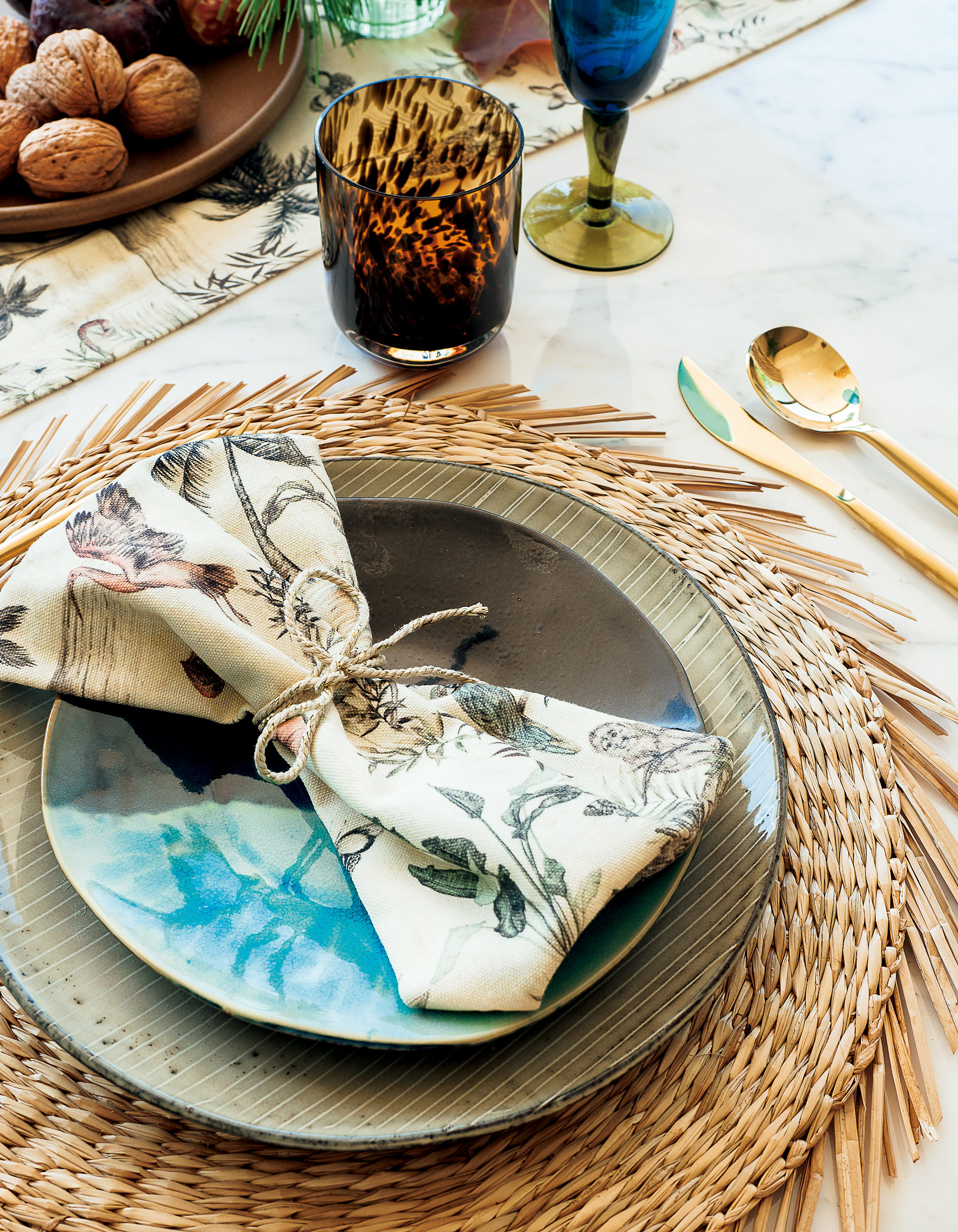 Jungle Print Round Serving Tray + Reviews | CB2 Canada